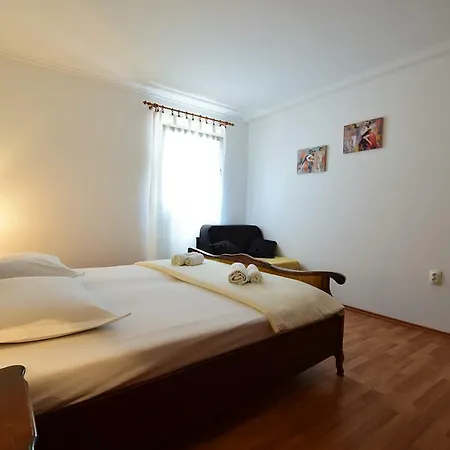 Odrina * سبليت
