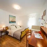 Odrina Apartman *